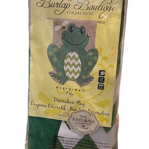Burlap Boutique Frog Decorative Flag - Green